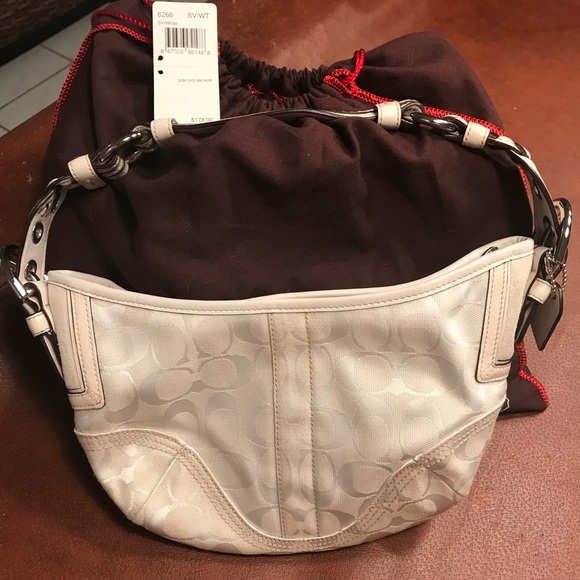 Coach Signature White Hobo - Picture 1 of 3